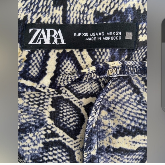 NEW ZARA SNAKE PRINT PLEATED MAXI SKIRT- SIZE XS - Picture 3 of 3